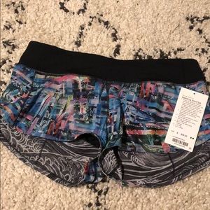 Lululemon Speed Up Short Size 8 - New with tags